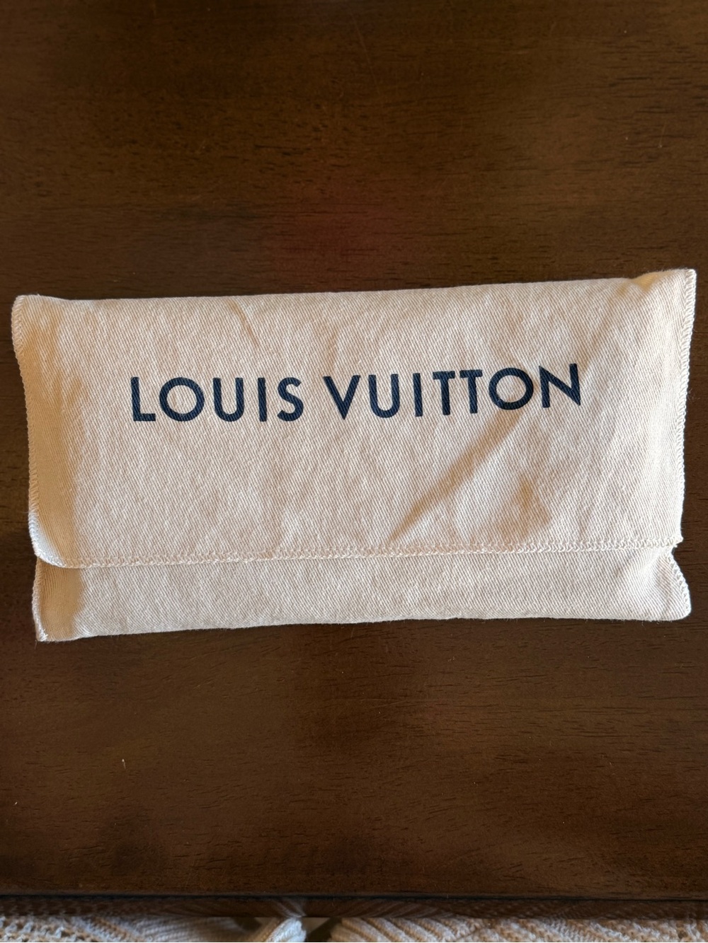 Louis Vuitton Vernis Long Wallet in Deep Burgundy Patent - Picture 3 of 5